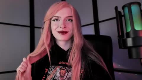 Snapshot of irisice chatting on 02.21.25 Miss Iris Fansly Miss Iris new inst. online show from 02.21.25