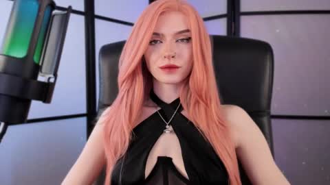 Snapshot of irisice chatting on 02.28.25 Miss Iris Fansly Miss Iris new inst. online show from 02.28.25