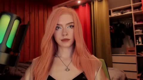 Snapshot of irisice chatting on 03.05.25 Miss Iris Fansly Miss Iris new inst. online show from 03.05.25