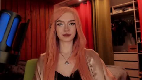 Snapshot of irisice chatting on 03.05.25 Miss Iris Fansly Miss Iris new inst. online show from 03.05.25