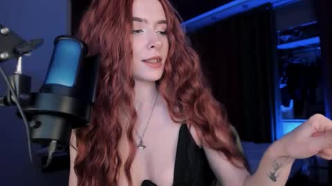 Snapshot of irisice chatting on 09.10.25 Miss Iris Fansly Miss Iris new inst. online show from 09.10.25