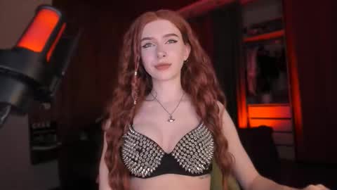 Snapshot of irisice chatting on 10.28.25 Miss Iris Fansly Miss Iris new inst. online show from 10.28.25