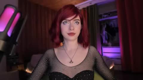 Snapshot of irisice chatting on 11.07.25 Miss Iris Fansly Miss Iris new inst. online show from 11.07.25