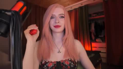 Snapshot of irisice chatting on 11.30.25 Miss Iris Fansly Miss Iris new inst. online show from 11.30.25