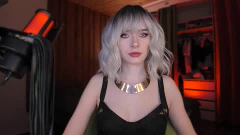 Miss Iris Fansly Miss Iris new inst.  online show from 12.21.25