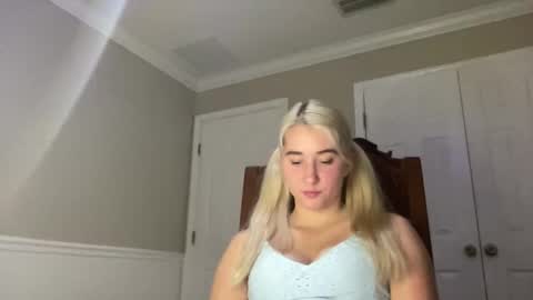 Irispink1 online show from 12.18.25