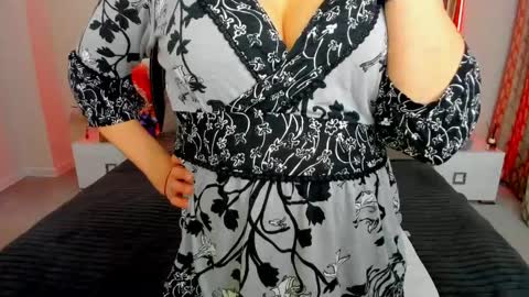 Iris online show from 04.10.26