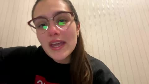 Snapshot of irisss31 chatting on 02.06.25 irisss31 online show from 02.06.25