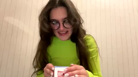 Snapshot of irisss31 chatting on 03.03.25 irisss31 online show from 03.03.25