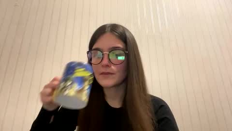 Snapshot of irisss31 chatting on 03.04.25 irisss31 online show from 03.04.25