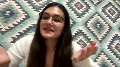 Snapshot of irisss31 chatting on 10.08.25 irisss31 online show from 10.08.25