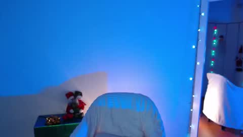 Iris online show from 12.19.25