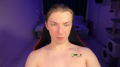 Snapshot of iron__chapman chatting on 12.21.24 Iron online show from 12.21.24