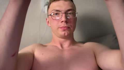 Snapshot of iron__chapman chatting on 10.10.25 Iron online show from 10.10.25