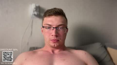 Snapshot of iron__chapman chatting on 11.29.25 Iron online show from 11.29.25