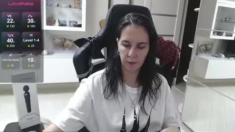 Irwi Tomboy online show from 09.15.25