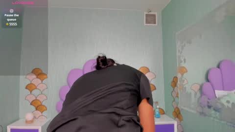    online show from 01.06.25