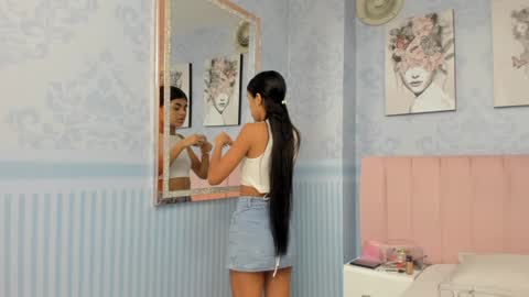    online show from 02.01.25