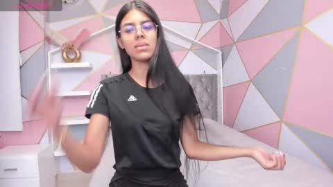    online show from 02.04.25