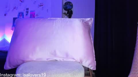 ISA LOVERS online show from 06.02.26