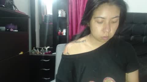 Snapshot of isa_mey chatting on 01.03.25 Isa online show from 01.03.25