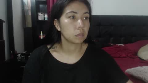 Snapshot of isa_mey chatting on 01.11.25 Isa online show from 01.11.25