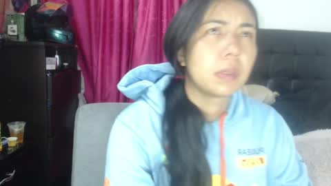 Snapshot of isa_mey chatting on 03.05.25 Isa online show from 03.05.25