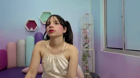 Snapshot of isaa_skinnyy chatting on 06.15.26 Isaa Skinny online show from 06.15.26