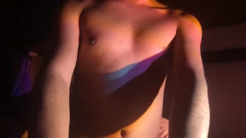 isaac_akamu online show from 02.10.25