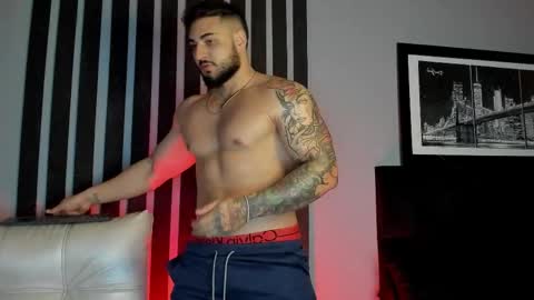 Snapshot of isaac_connor1 chatting on 11.13.25 Isaac online show from 11.13.25