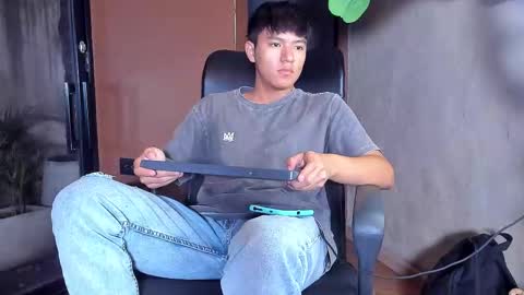 isaac_grimm online show from 01.16.26