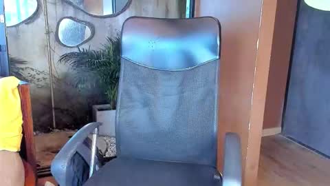 isaac_grimm online show from 01.17.26