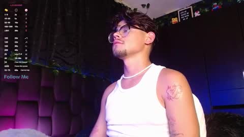 Snapshot of isaac_saenz chatting on 01.17.25 Isaac Saenz. online show from 01.17.25