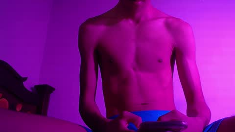 Snapshot of isaaclatino chatting on 12.31.24 isaac online show from 12.31.24