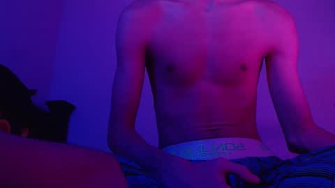 Snapshot of isaaclatino chatting on 01.27.25 isaac online show from 01.27.25