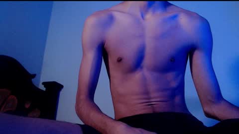 Snapshot of isaaclatino chatting on 02.19.25 isaac online show from 02.19.25