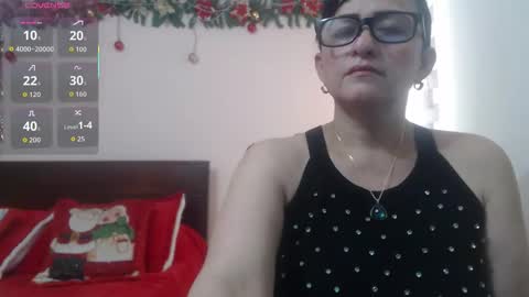 Isabeel Sofia online show from 10.25.25