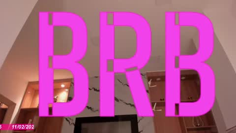 Snapshot of isabel_escorcia chatting on 02.11.25 Isabel online show from 02.11.25