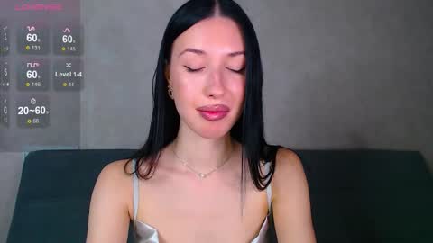 Bella online show from 09.11.25