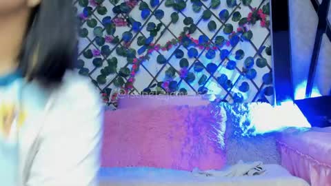 Snapshot of isabel_jamess chatting on 04.14.26 Isa online show from 04.14.26