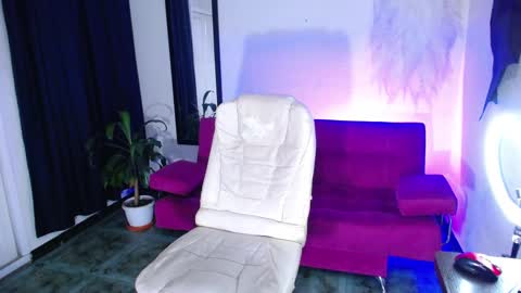 isabel online show from 02.24.26