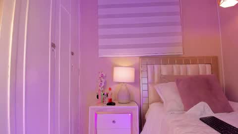 isabela__x online show from 02.04.26