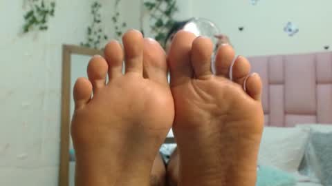 I S A online show from 09.25.25