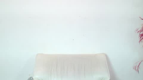 Isabella online show from 04.12.26