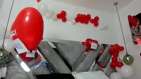 Mommy Isa online show from 02.15.26