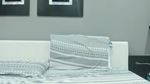 isabela online show from 09.15.25