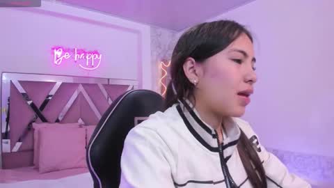 ISABELA  online show from 12.19.25