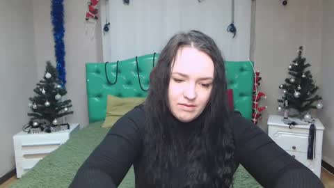 IsabelBlackberry online show from 01.10.25