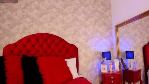 Snapshot of isabell_13 chatting on 05.08.26 Isabell 13 online show from 05.08.26