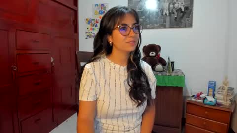 Snapshot of isabella22_1 chatting on 01.08.25 Isabella22 1 online show from 01.08.25